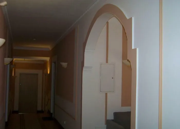 Sapphire Apartman Rewal