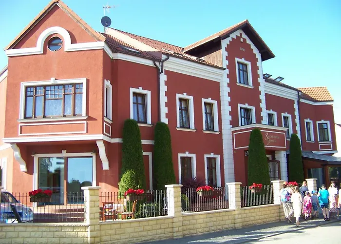 Sapphire Apartman Rewal